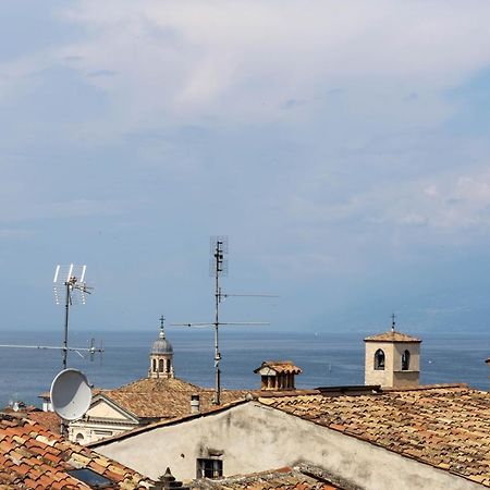 Lapiccolina Lägenhet Desenzano del Garda Exteriör bild